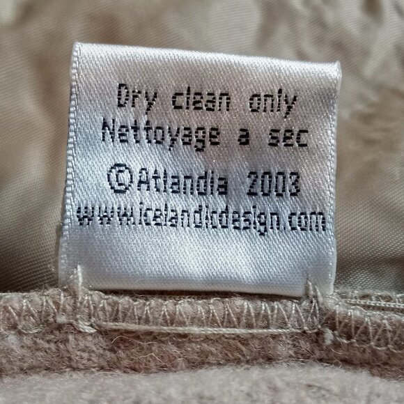 Icelandic Design Beige Topstitch Wool Zip Vest - Picture 8 of 8